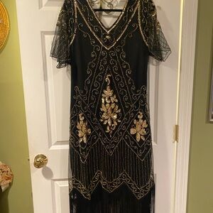 Elegant Black and Gold Embellished Fringe Flapper Dress